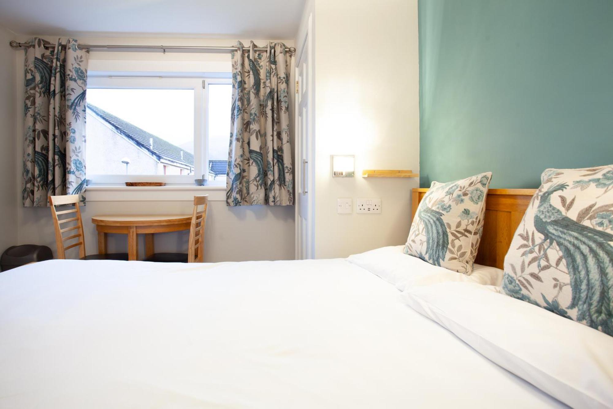 Hotel Taigh Toilichte Fort William Exterior foto