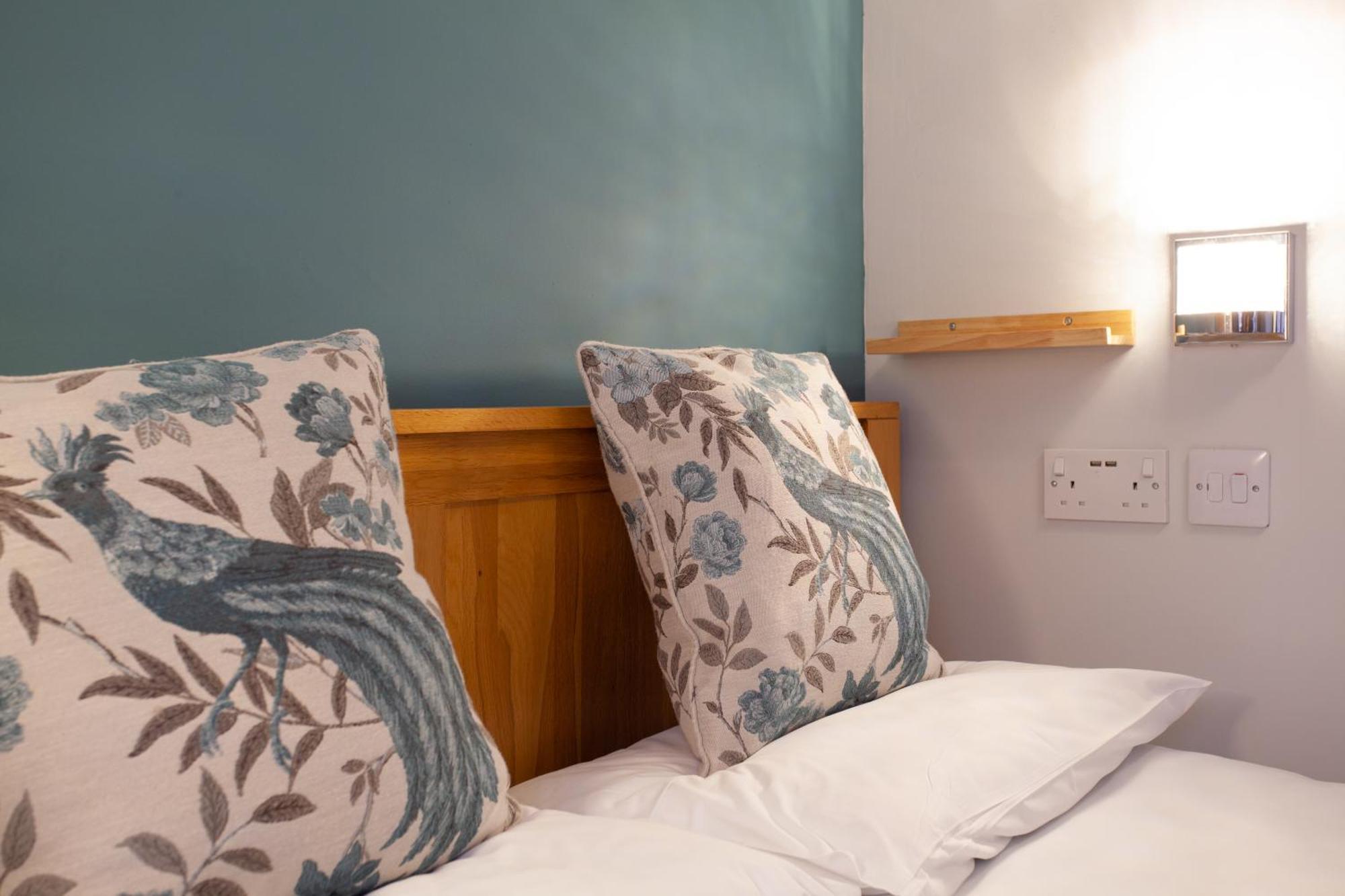 Hotel Taigh Toilichte Fort William Exterior foto
