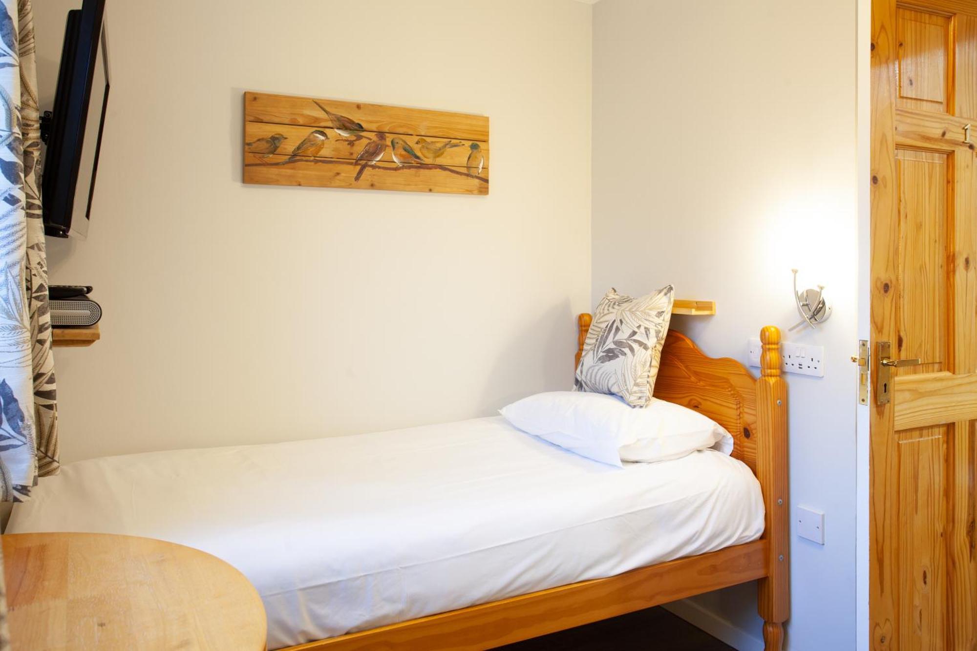Hotel Taigh Toilichte Fort William Exterior foto